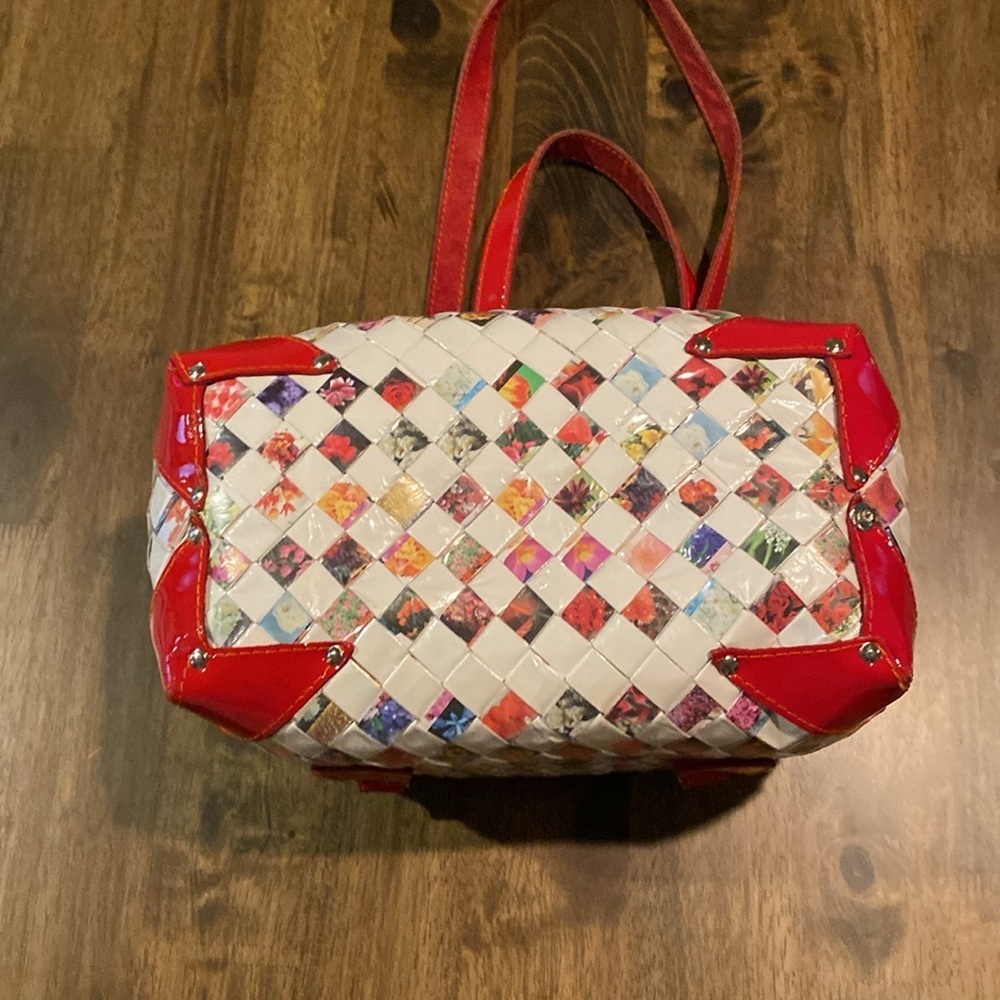 Nahui Ollin Woven Wrapper Stylish Red and White Women's Handbag. - Picture 12 of 16
